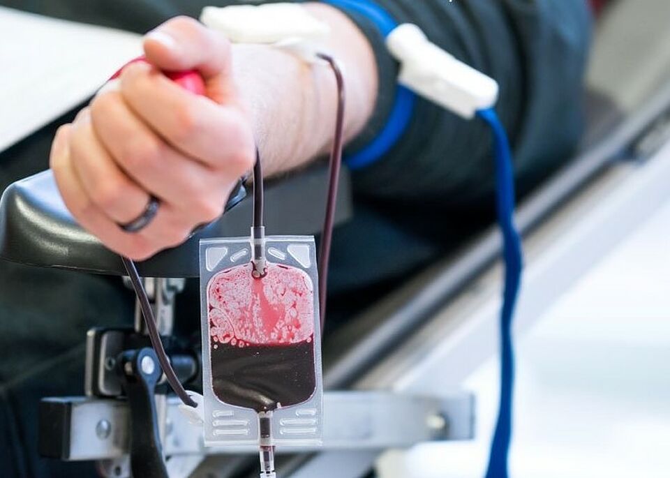 Blutspenden (Foto: Bayerisches Rotes Kreuz)